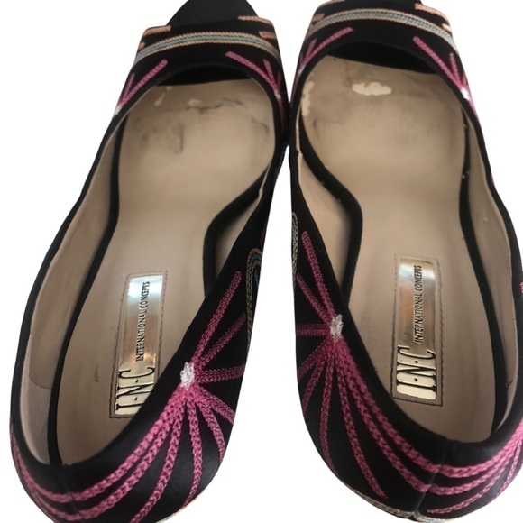Stiletto Heels INC International Concepts Black Colorful Embroidered Womens 8.5 - Picture 4 of 10
